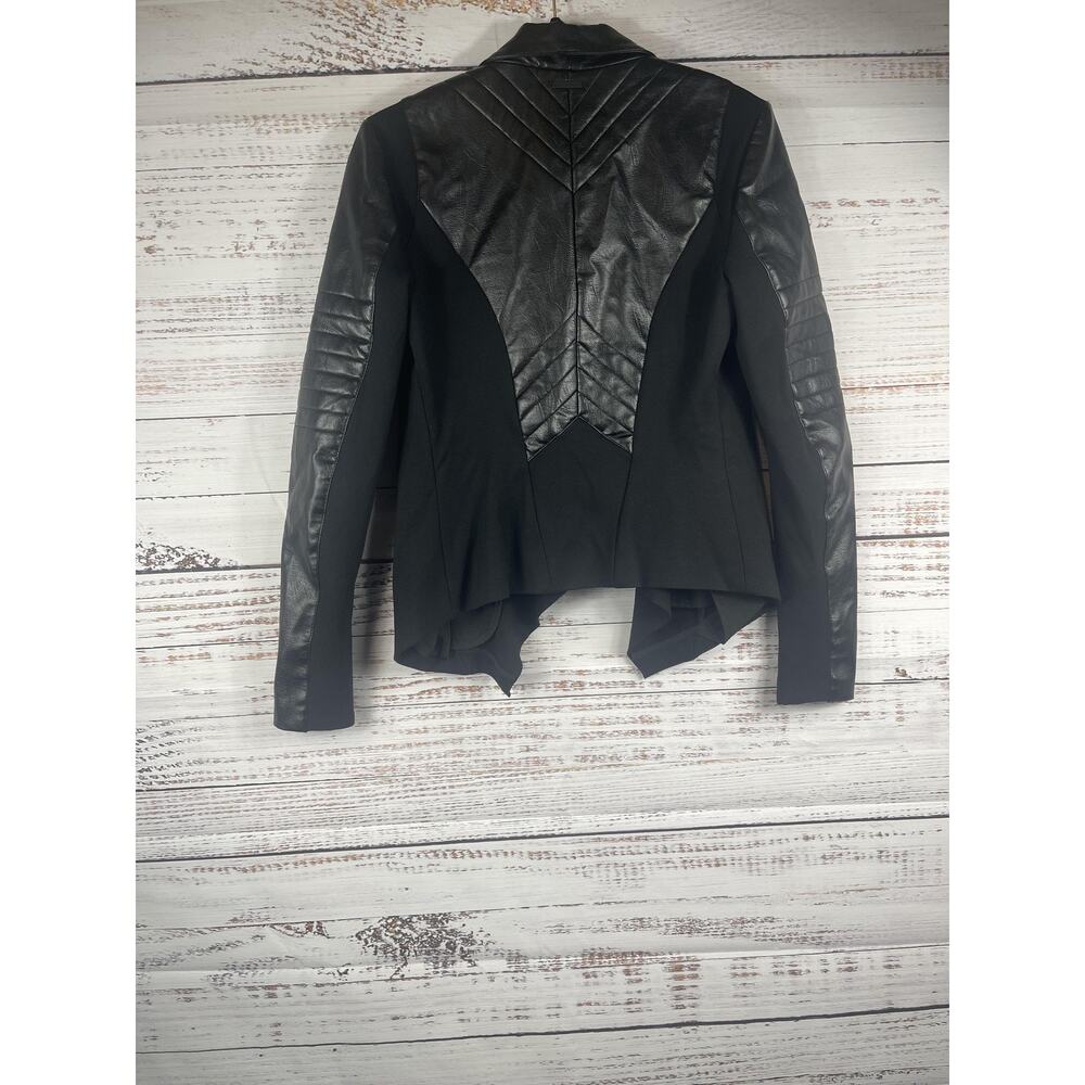 Blanc Noir Jacket Womens Small Black Faux Leather Moto Drape Open Front Quilted - Picture 10 of 12